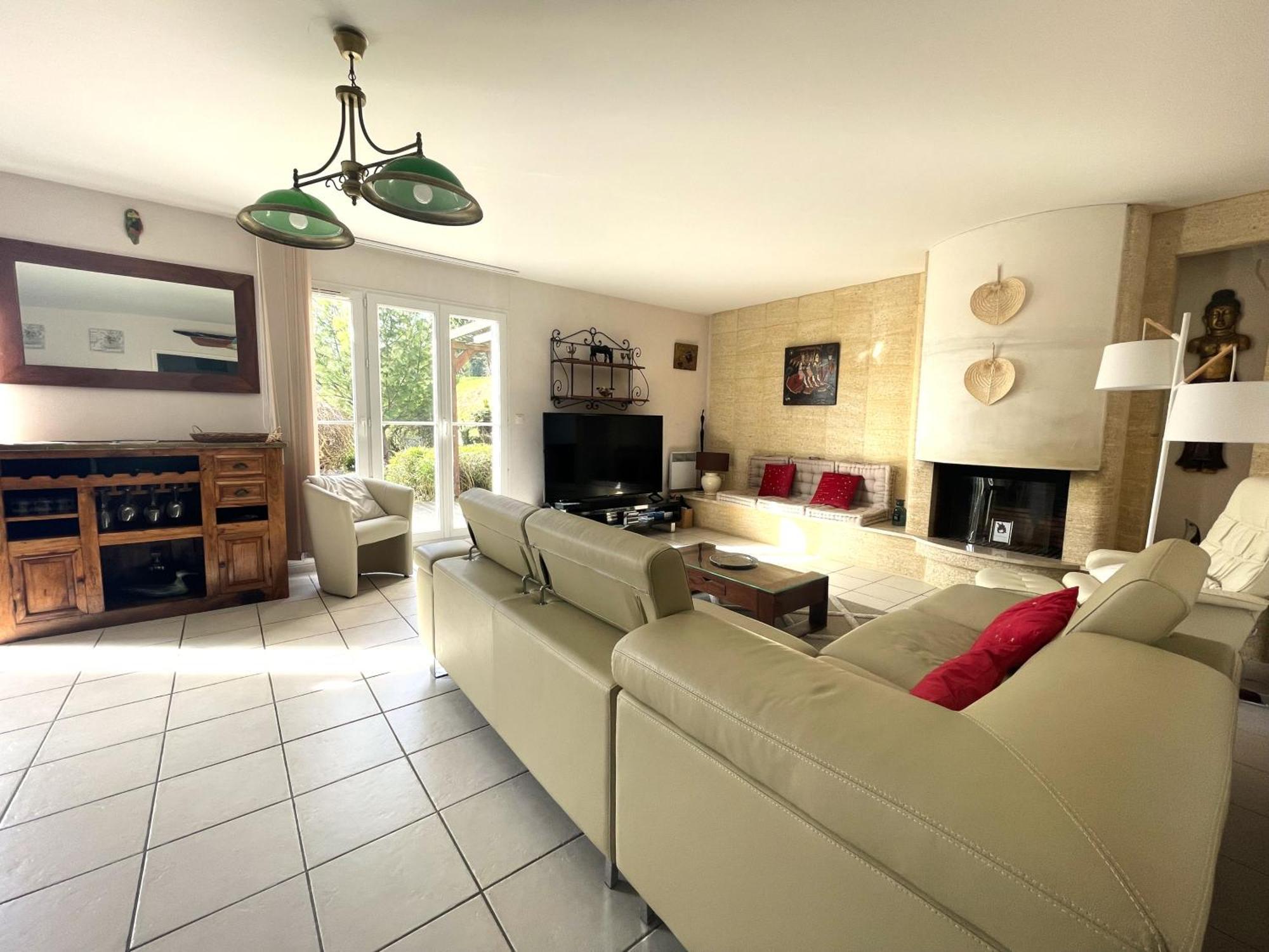 Maison Calme Et Cosy A Port-En-Bessin Pres Du Golf Et De La Mer Extérieur photo