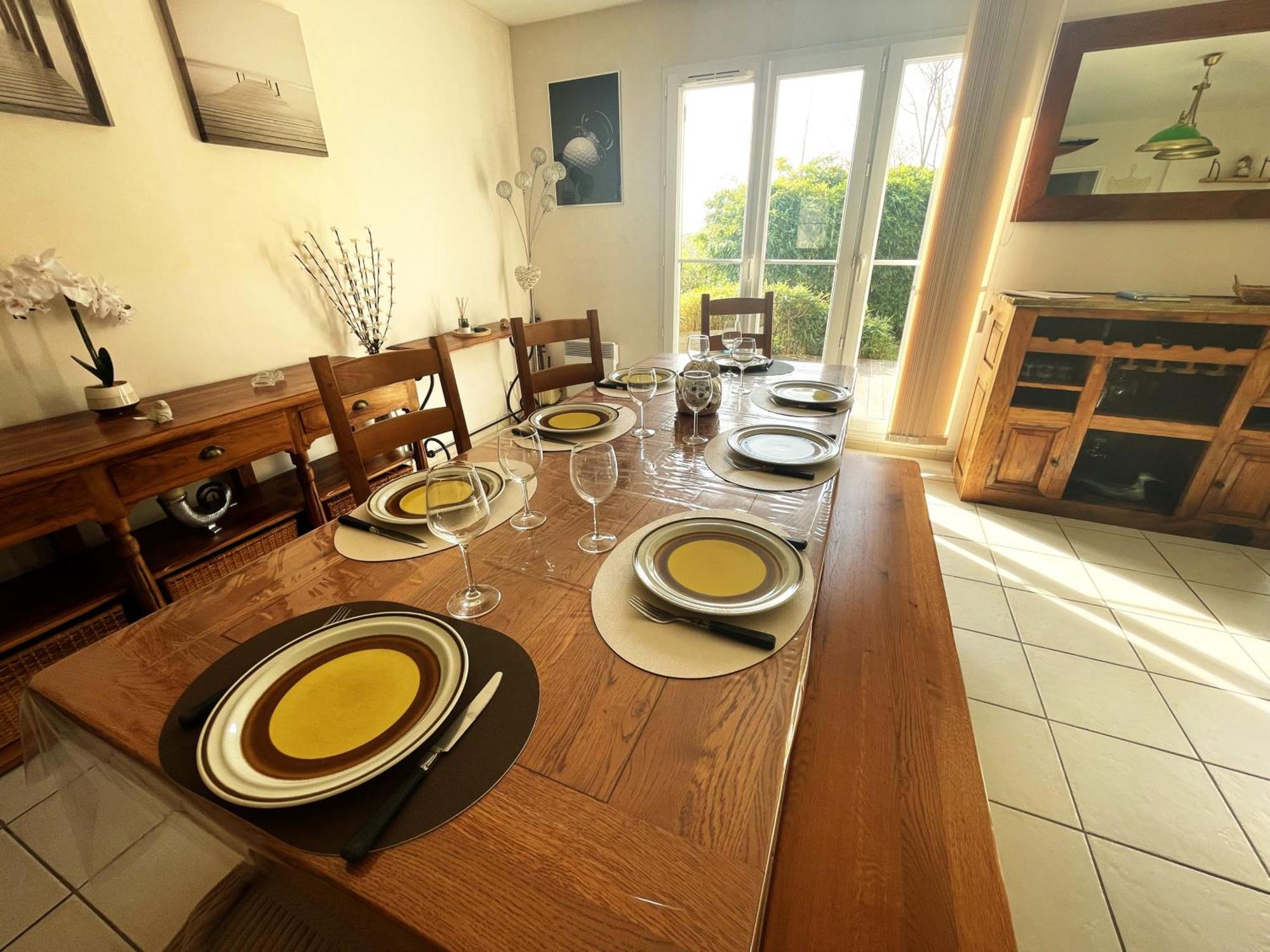 Maison Calme Et Cosy A Port-En-Bessin Pres Du Golf Et De La Mer Extérieur photo